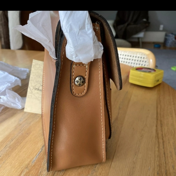 Patricia Nash Lari Leather Crossbody - Picture 7 of 13